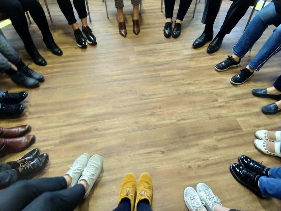 Klausurtagung der Kindergartenleitungen mit der Fachberatung der Caritas im Kloster Hünfeld Klausurtagung der Kindergartenleitungen mit der Fachberatung der Caritas im Kloster Hünfeld